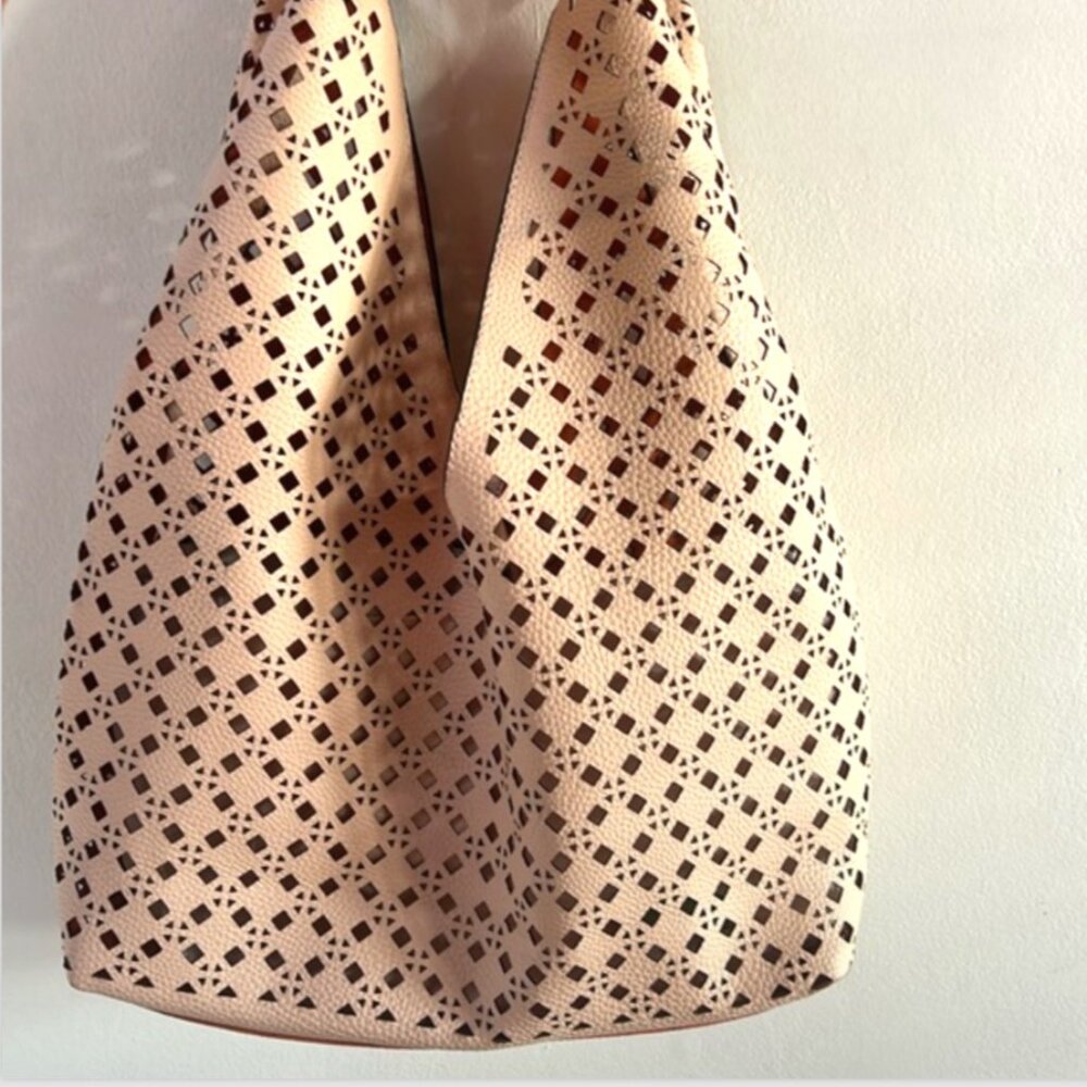 Eternel 2 BAGS Cut Out Vegan Leather Shoulder Bag/Tote & Crossbody Bag Peach NEW